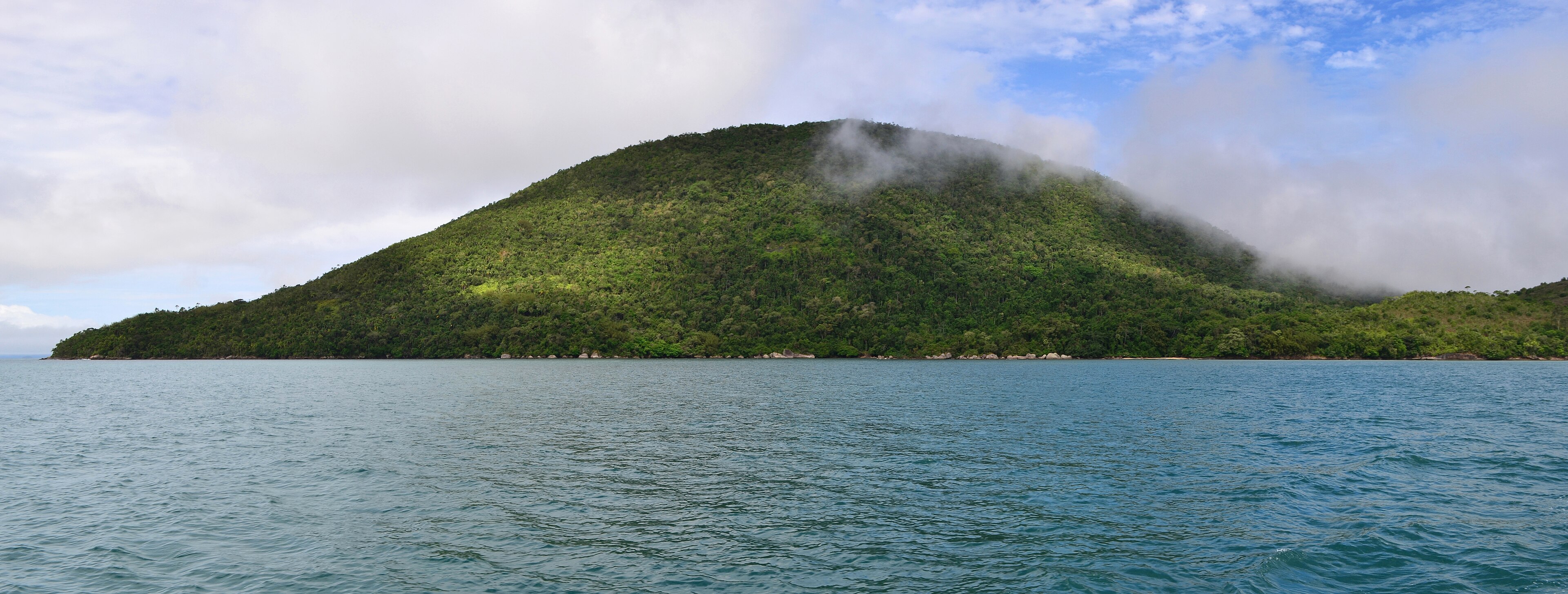 Parque Estadual da Ilha Anchieta — Mata Atlântica